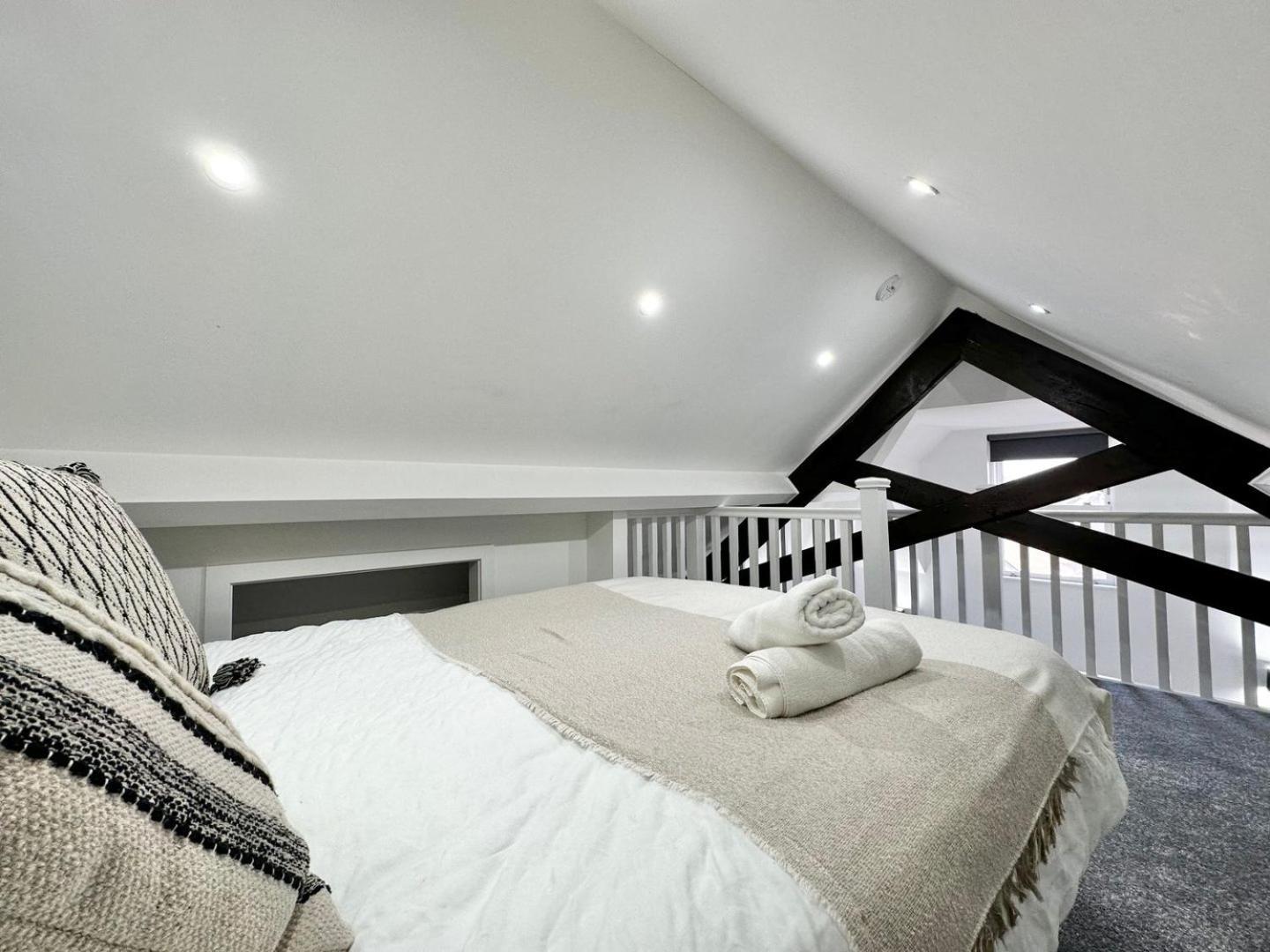 Luxury Duplex City Centre Apartment Leeds  Esterno foto